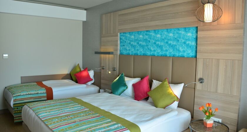 Long Beach Harmony Hotel & Spa