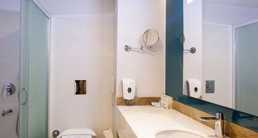 Long Beach Harmony Hotel & Spa