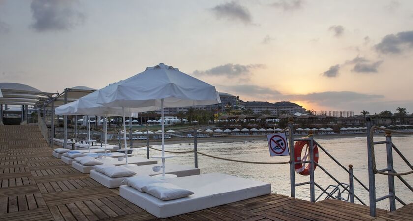 Long Beach Harmony Hotel & Spa