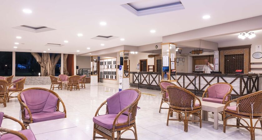 Armas Green Fugla Beach