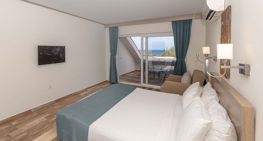 Armas Green Fugla Beach