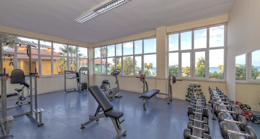 Armas Green Fugla Beach