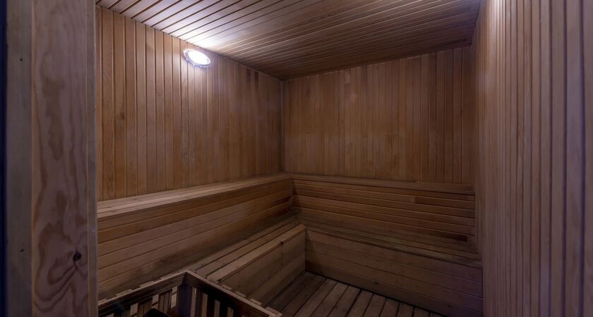 Armas Green Fugla Beach