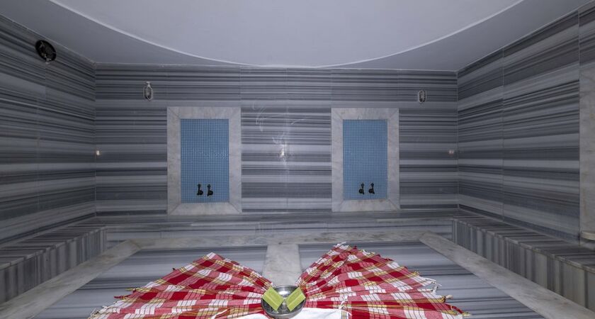 Armas Green Fugla Beach