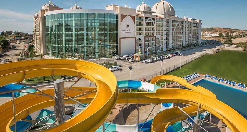Xafira Deluxe Resort