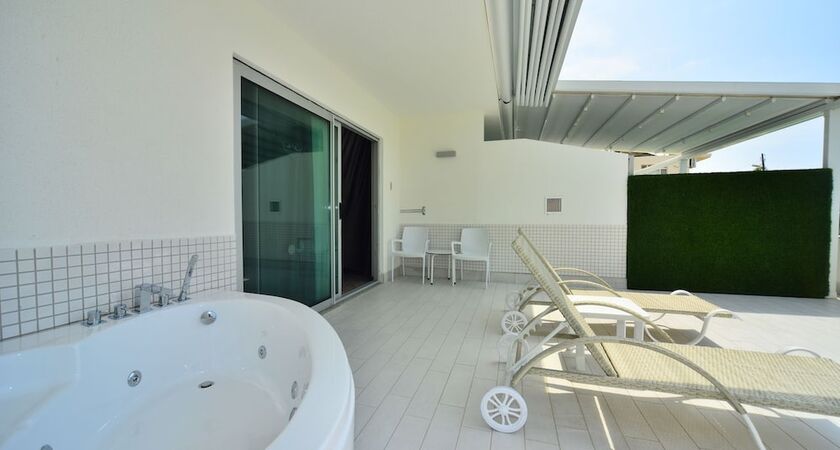 White City Resort Hotel
