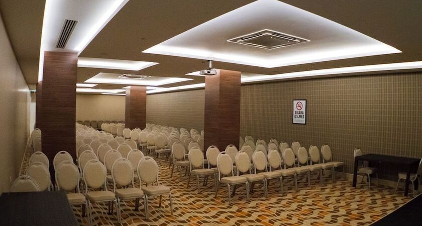 White City Resort Hotel