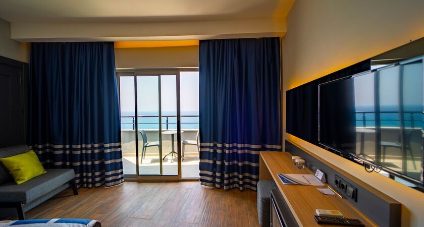 NoxInn Deluxe Hotel