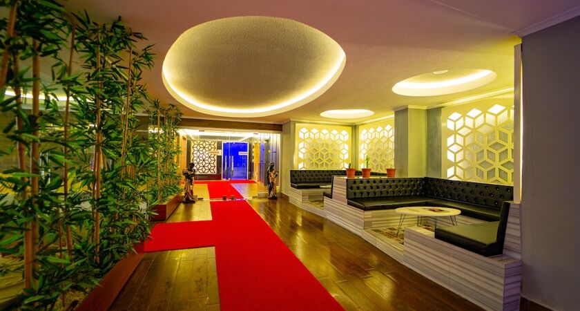 NoxInn Deluxe Hotel
