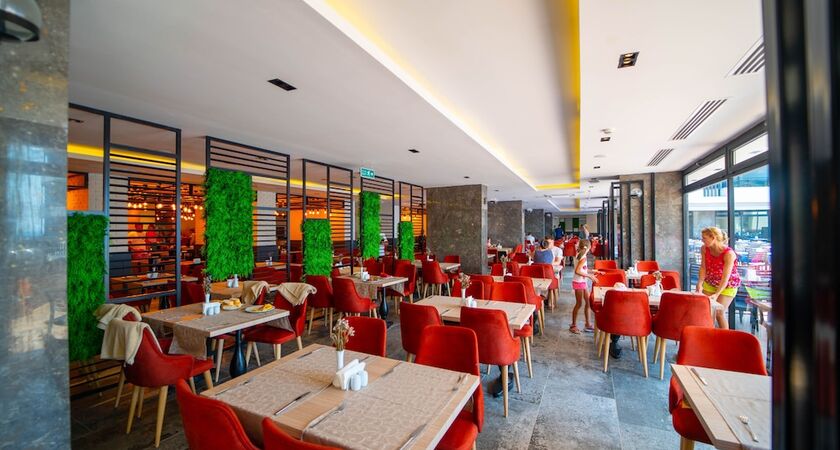 NoxInn Deluxe Hotel