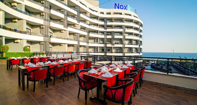 NoxInn Deluxe Hotel