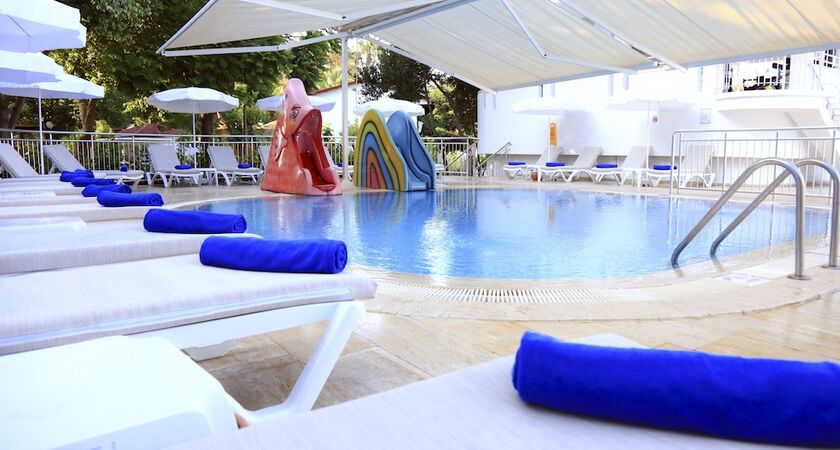 LABRANDA Alantur Resort