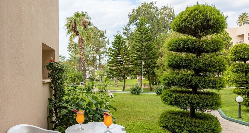 LABRANDA Alantur Resort