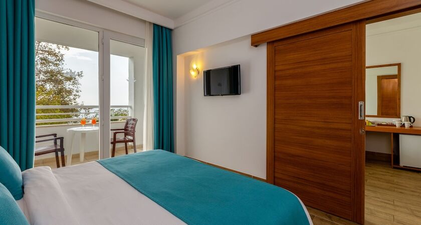 LABRANDA Alantur Resort