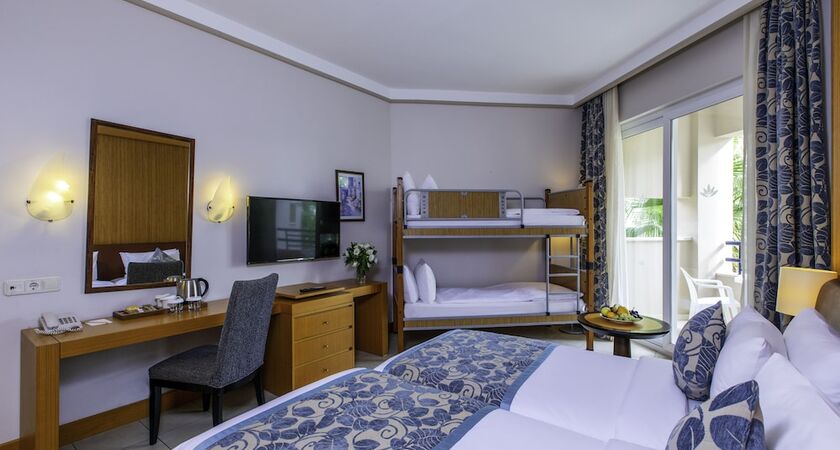 LABRANDA Alantur Resort