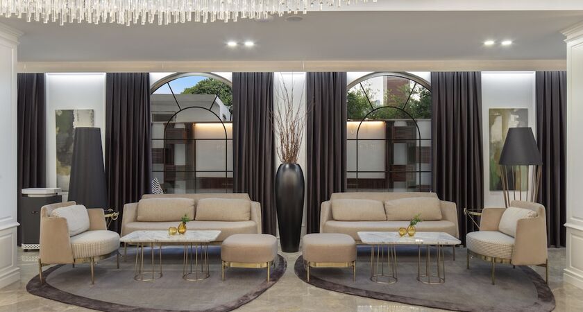 Blue Marlin Deluxe Spa & Resort