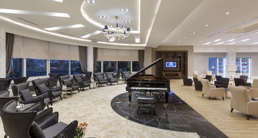 Alva Donna World Palace