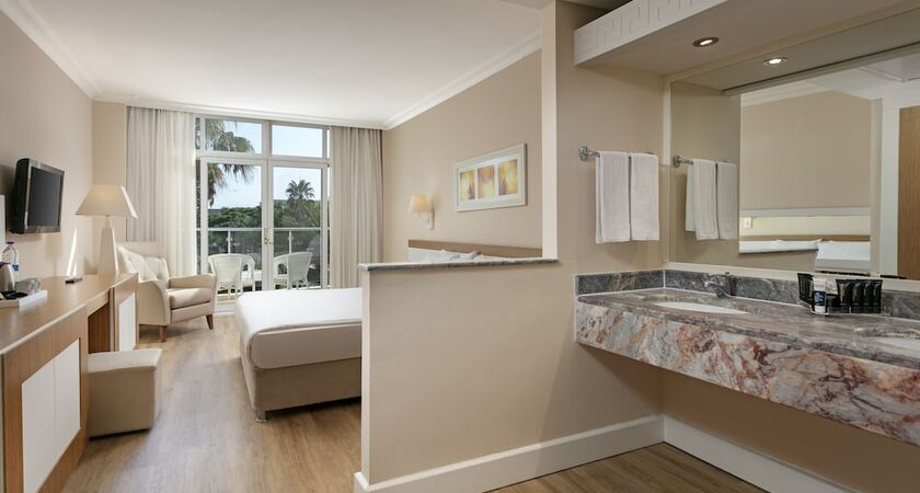 Alva Donna World Palace