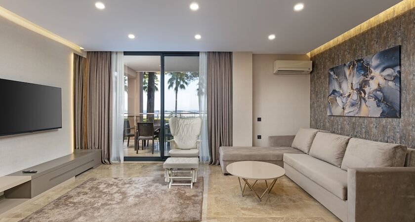 Alva Donna World Palace