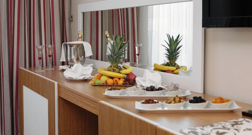 Alva Donna World Palace