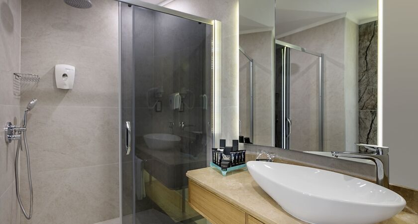 Alva Donna World Palace