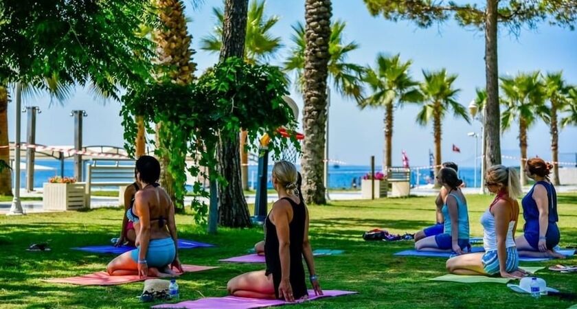 Alva Donna World Palace