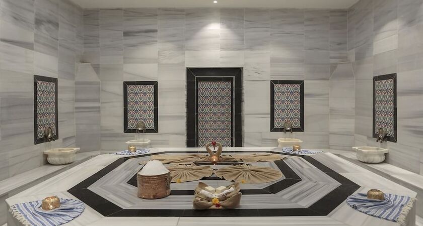 Alva Donna World Palace