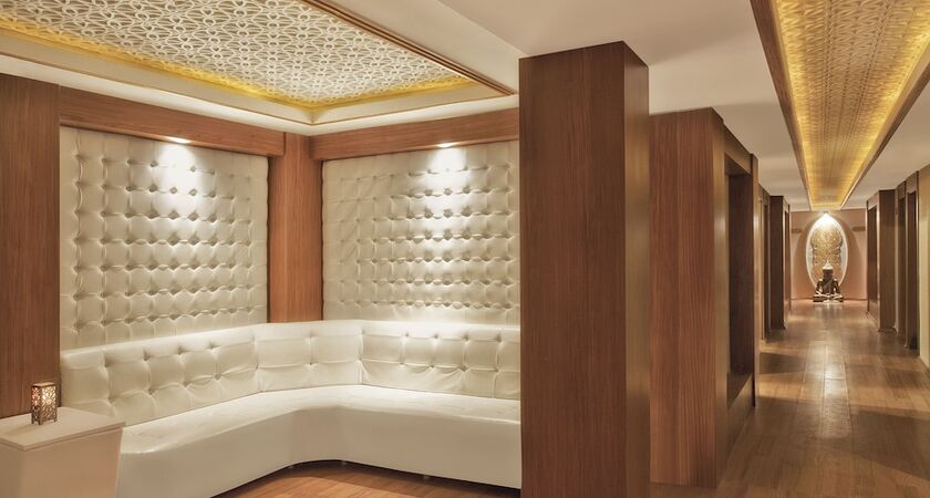 Alva Donna World Palace