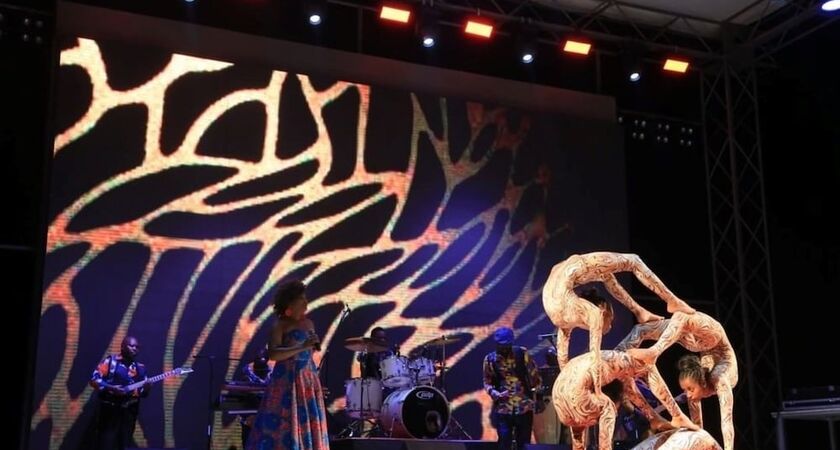 Alva Donna World Palace