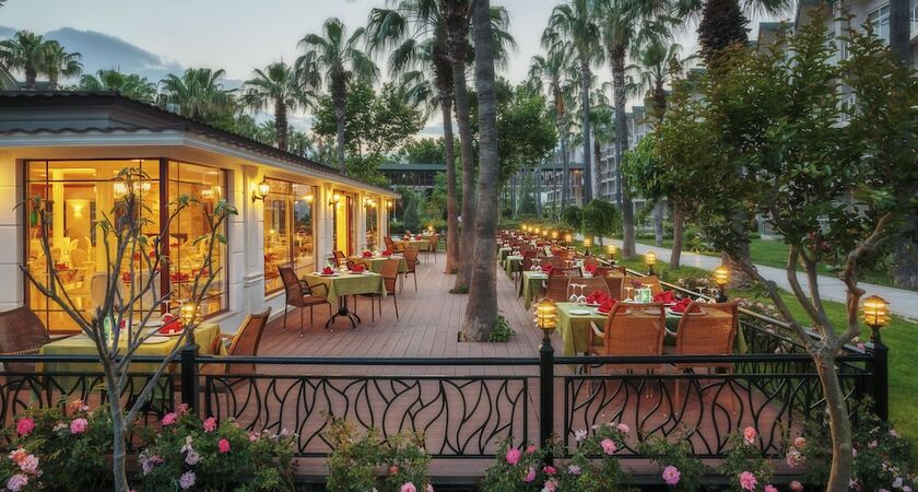 Alva Donna World Palace