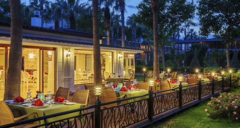 Alva Donna World Palace