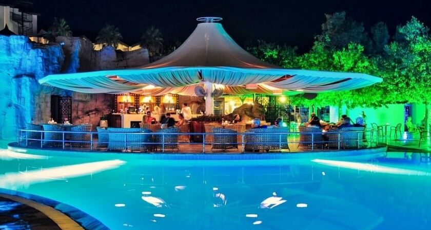 Alva Donna World Palace