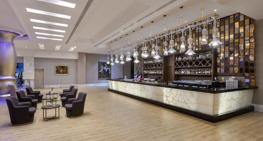 Alva Donna World Palace