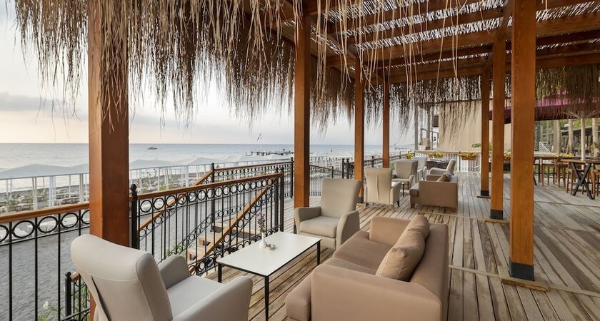 Alva Donna World Palace