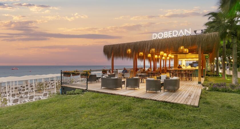 Alva Donna World Palace