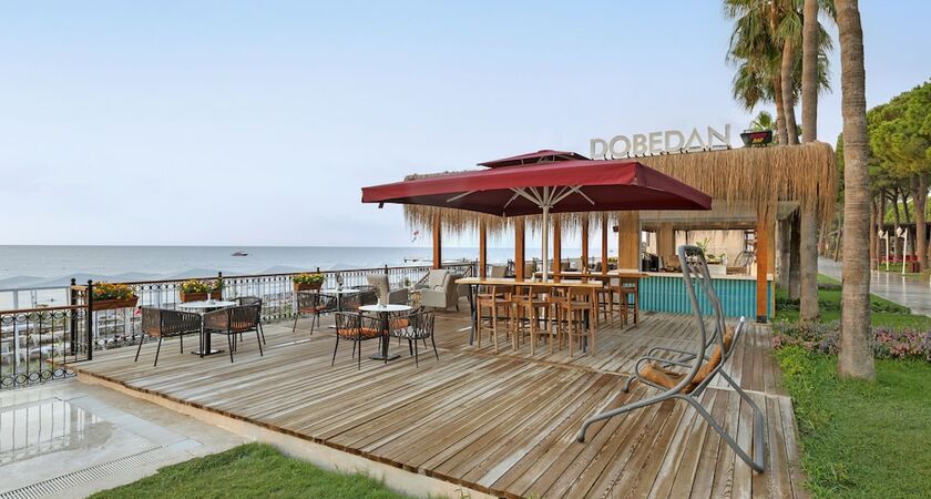 Alva Donna World Palace