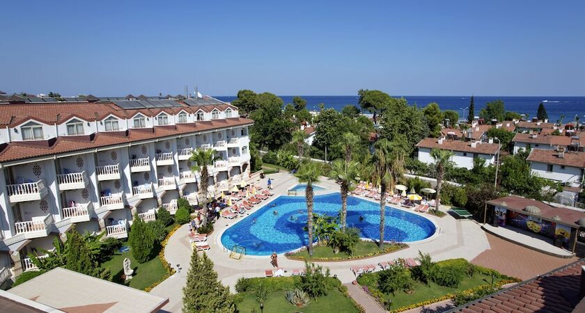 Larissa Sultan Beach