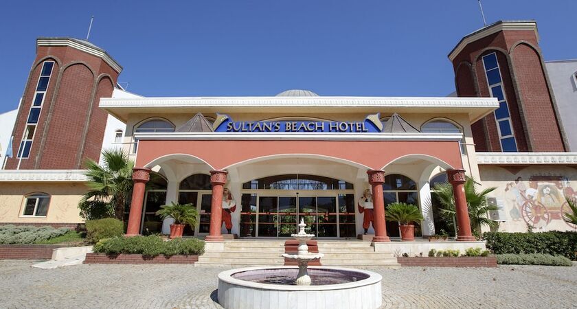 Larissa Sultan Beach