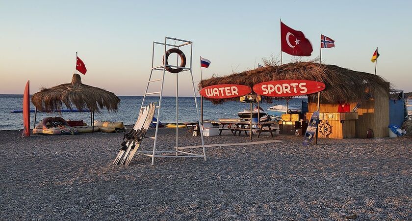 Larissa Sultan Beach