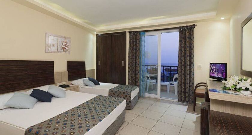 Arabella World Hotel