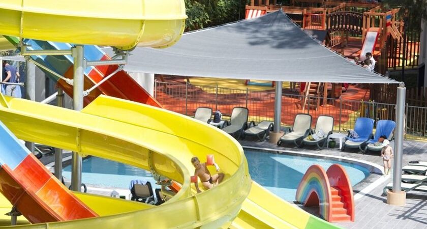 Seven Seas Hotel Life