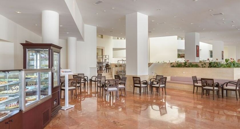 Seven Seas Hotel Life