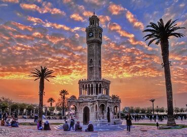 19 Mayıs'a Özel Çeşme Ilıca Plajı & Kuşadası Turu