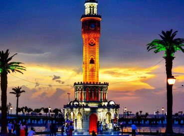 19 Mayıs'a Özel Çeşme Ilıca Plajı & Kuşadası Turu