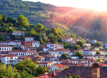 19 Mayıs'a Özel Çeşme Ilıca Plajı & Kuşadası Turu