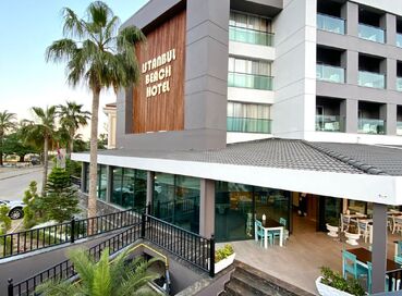 İSTANBUL BEACH HOTEL