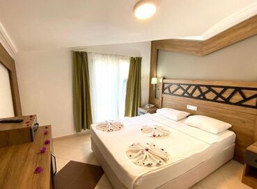 İSTANBUL BEACH HOTEL