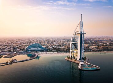 VİZE DAHİL BİR DUBAİ MASALI TURU DUBAİ ŞEHİR TURU VE ABRA GEÇİŞİ DAHİL Emirates Havayolları ile