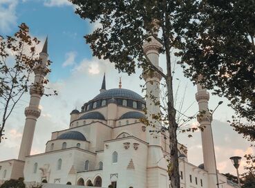 BAŞTANBAŞA BALKANLAR TURU 7 ÜLKE